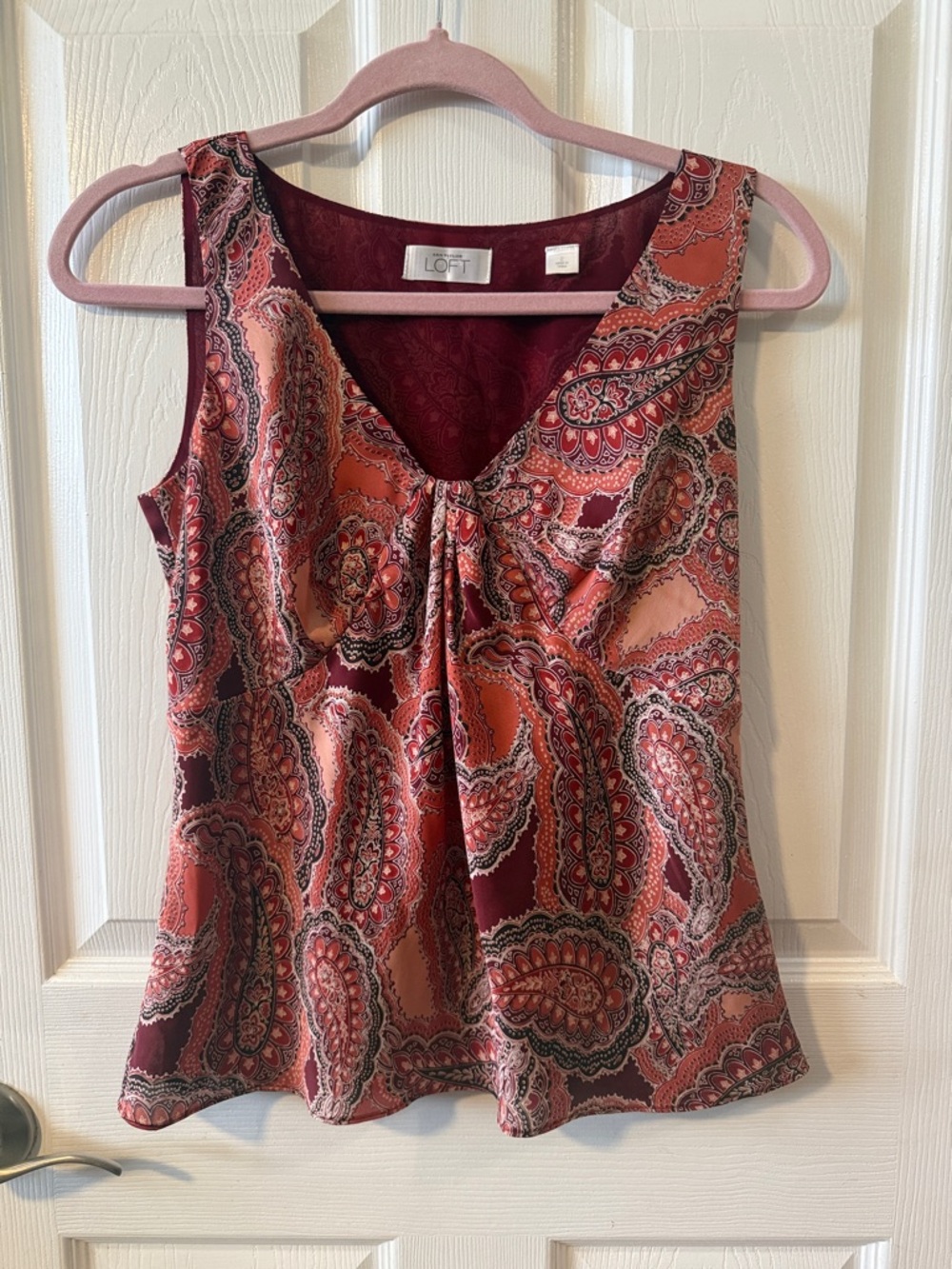 LOFT Paisley V-Neck Sleeveless Tank Top in Pink and Burgundy